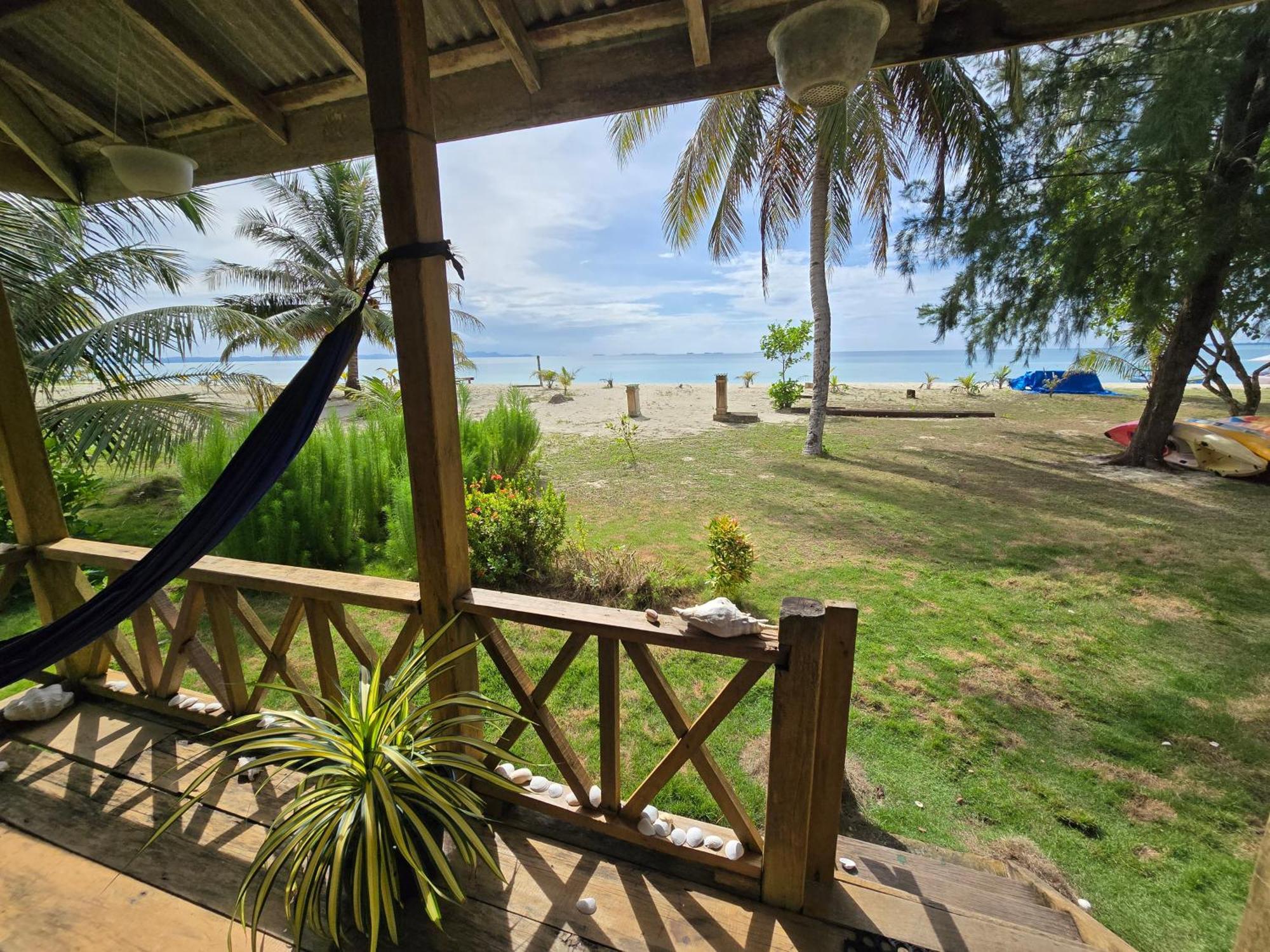 Mb Palambak Island Resort Pulau Banyak Aceh Singkil Pulau Palambakbesar Екстер'єр фото